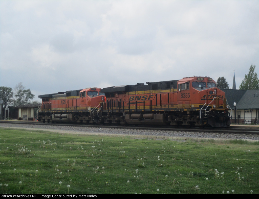 BNSF 8385